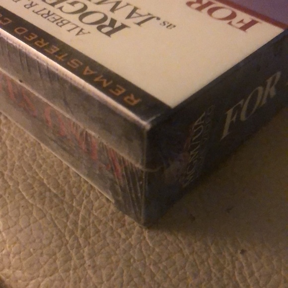 James Bond 007: For Your Eyes Only - VHS - New! - Picture 5 of 6